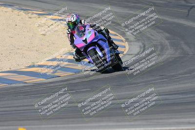 media/Jan-10-2025-CVMA Friday Practice (Fri) [[489e0da257]]/Group 4 and Trackday/Session 3 (Turns 9 and 10)/